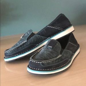 NWOT Women’s Ariat Slip Ons, Size 7